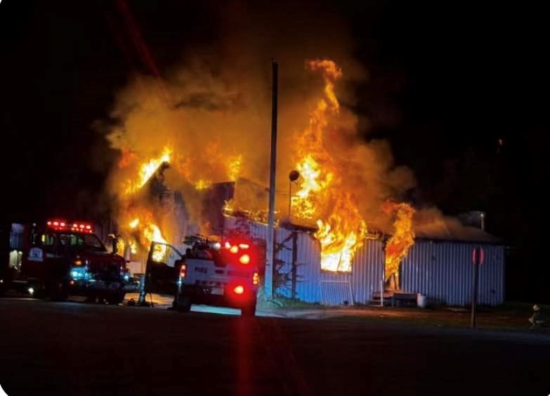 Fire destroys Rich Lake store